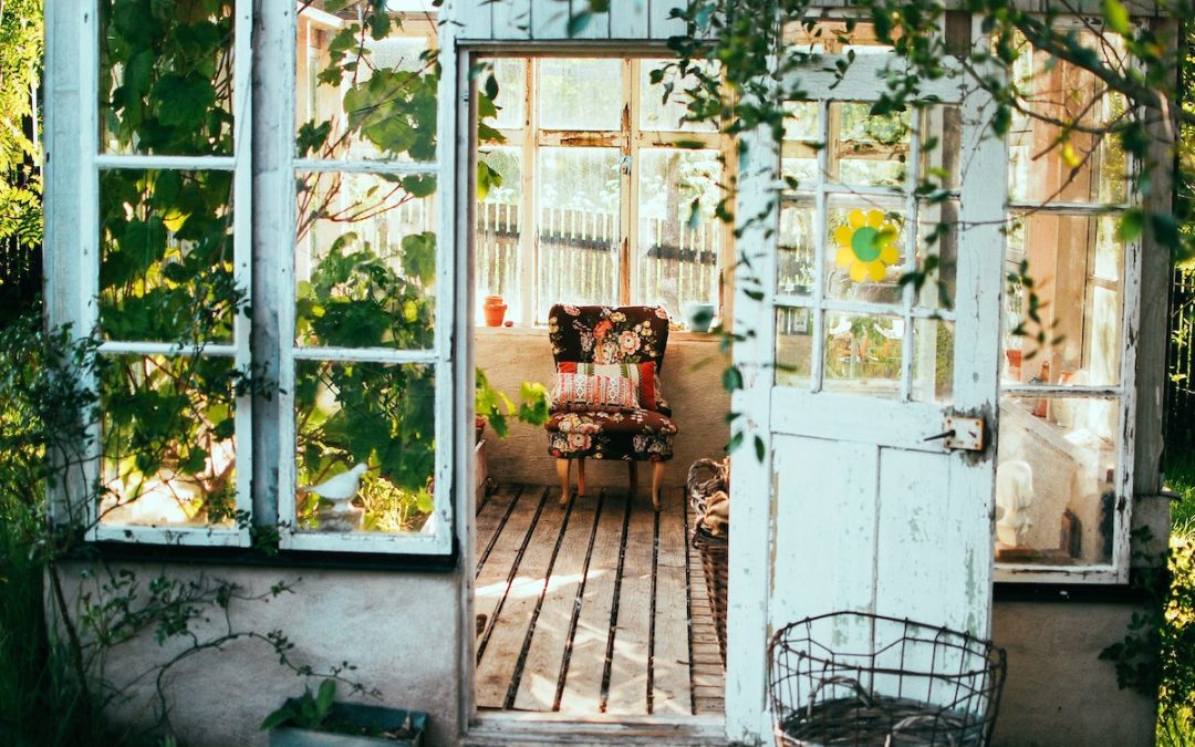 How to create the perfect conservatory garden